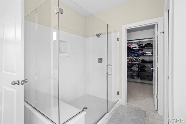 1233 Fienup Lake Drive, Chesterfield, MO 63005