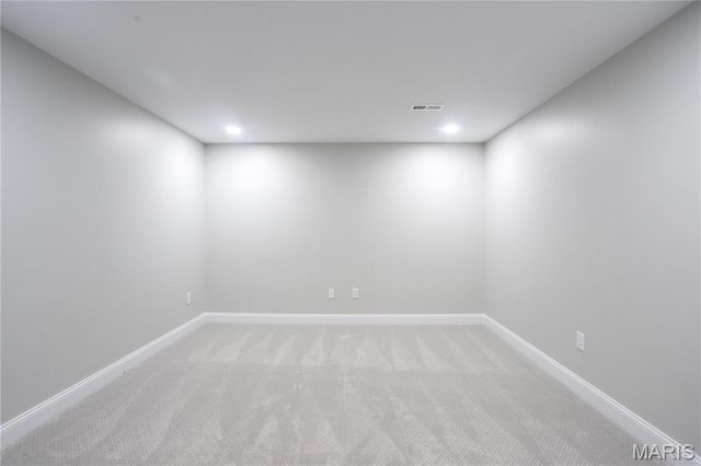 1233 Fienup Lake Drive, Chesterfield, MO 63005