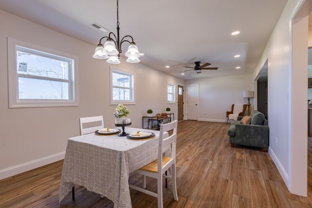 32 Manley Rd, Tracy City, TN 37387