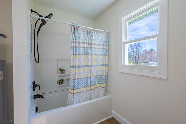 32 Manley Rd, Tracy City, TN 37387