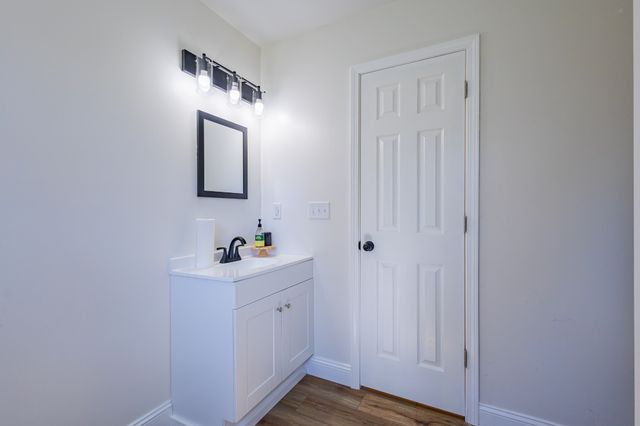 32 Manley Rd, Tracy City, TN 37387