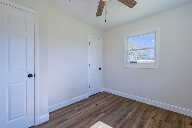 32 Manley Rd, Tracy City, TN 37387