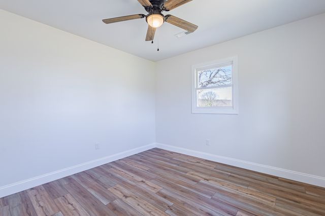 32 Manley Rd, Tracy City, TN 37387