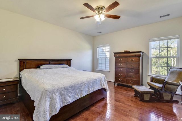 22887 LACEY OAK TER, Sterling, VA 20166