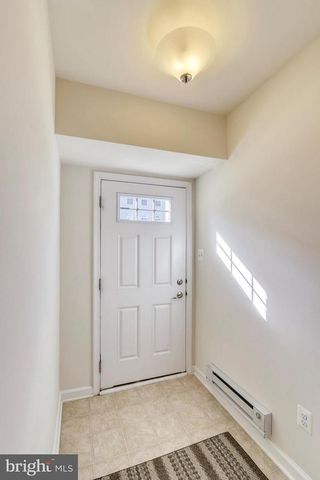 22887 LACEY OAK TER, Sterling, VA 20166