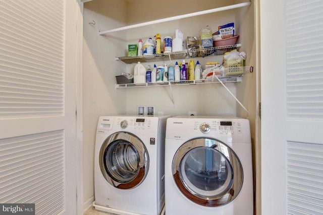 22887 LACEY OAK TER, Sterling, VA 20166