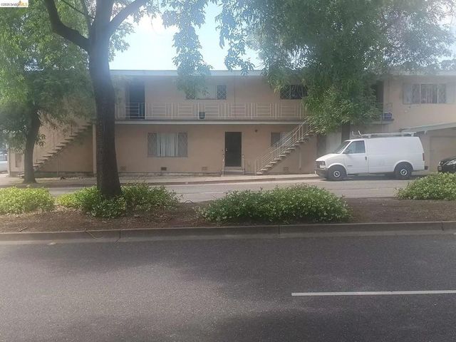 3434 California St, Oakland, CA 94602