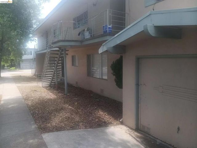 3434 California St, Oakland, CA 94602