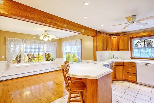 98 Iroquois Road, Cumberland, RI 02864