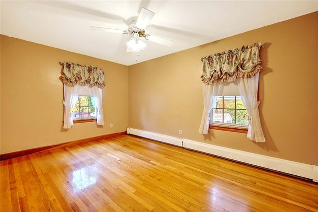 98 Iroquois Road, Cumberland, RI 02864