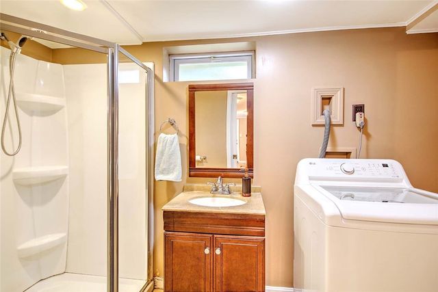 98 Iroquois Road, Cumberland, RI 02864