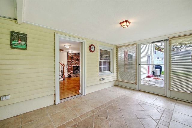 98 Iroquois Road, Cumberland, RI 02864