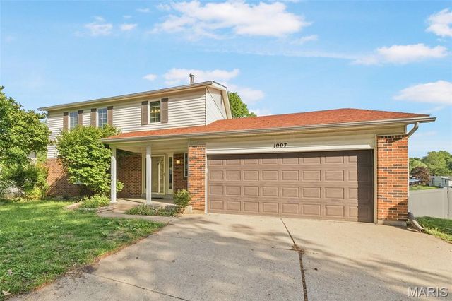1007 Holly River Drive, Florissant, MO 63031
