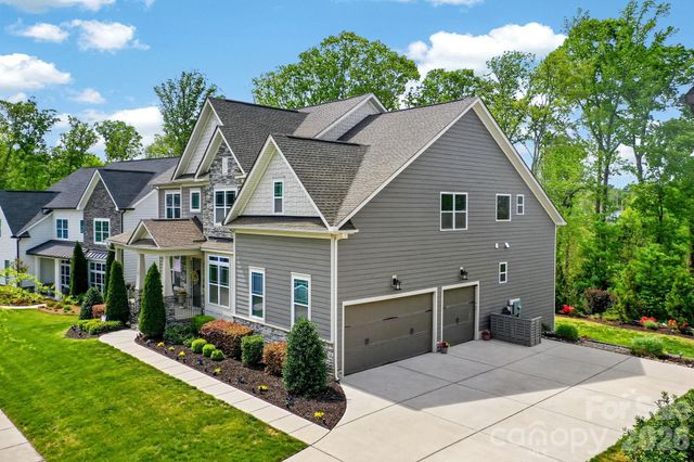 18421 Doves Crest Road, Cornelius, NC 28031