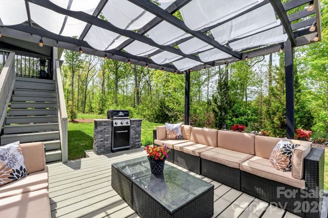 18421 Doves Crest Road, Cornelius, NC 28031
