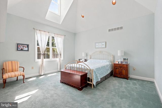 581 HAWTHORNE LN, Harleysville, PA 19438