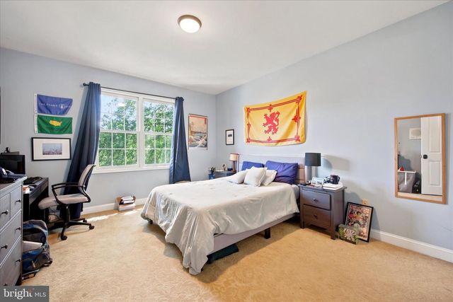 581 HAWTHORNE LN, Harleysville, PA 19438