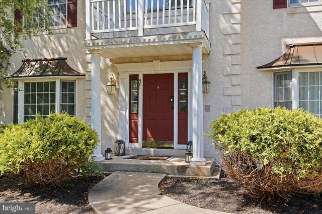 581 HAWTHORNE LN, Harleysville, PA 19438