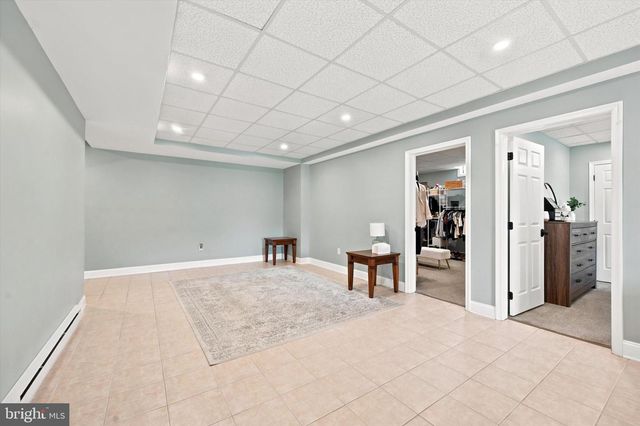 581 HAWTHORNE LN, Harleysville, PA 19438