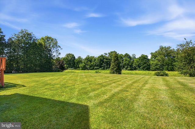 581 HAWTHORNE LN, Harleysville, PA 19438