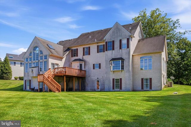 581 HAWTHORNE LN, Harleysville, PA 19438