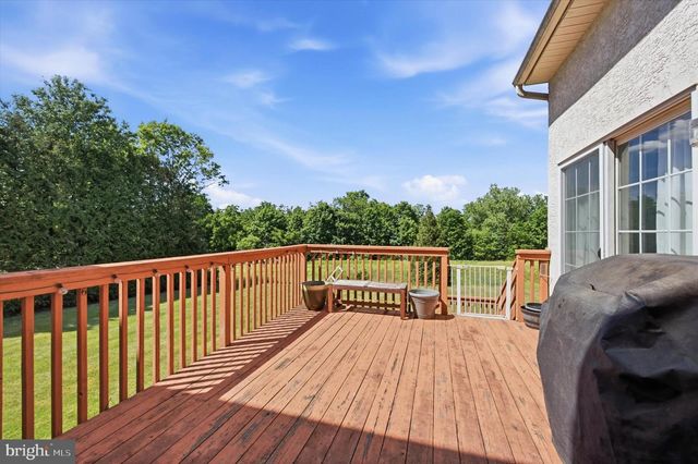 581 HAWTHORNE LN, Harleysville, PA 19438