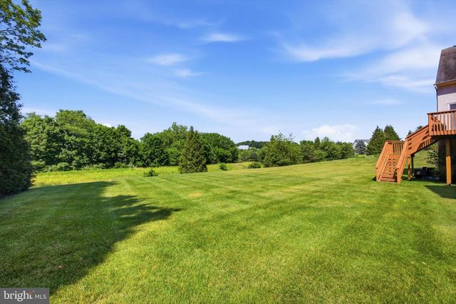 581 HAWTHORNE LN, Harleysville, PA 19438
