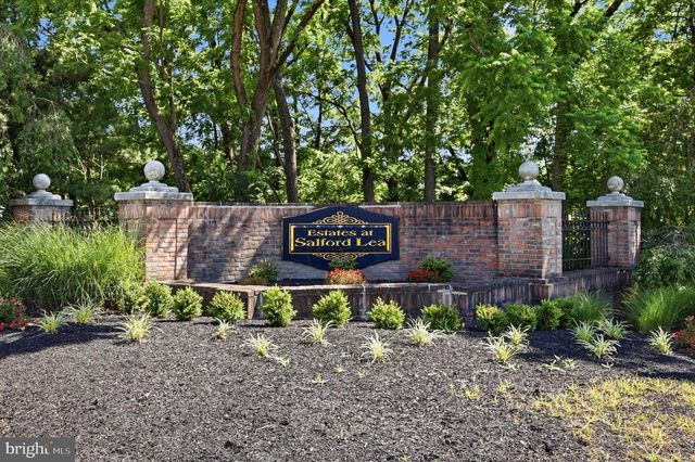581 HAWTHORNE LN, Harleysville, PA 19438