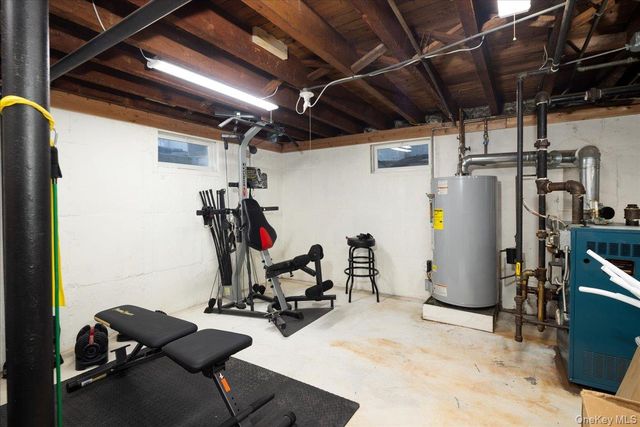 238 Jefferson Street, Franklin Square, NY 11010