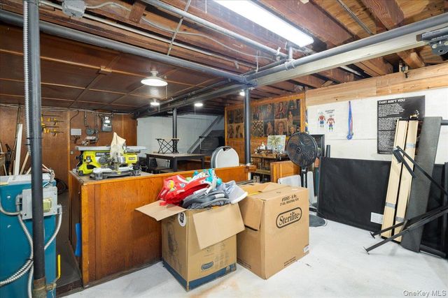 238 Jefferson Street, Franklin Square, NY 11010