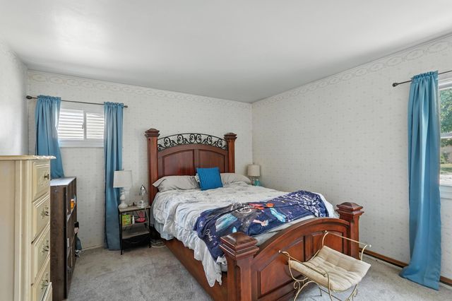 6612 Missouri Avenue, Hammond, IN 46323