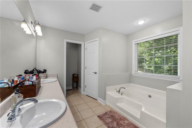 2158 Fletcher Drive, Ball Ground, GA 30107