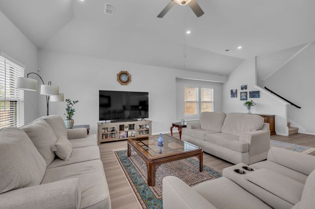 1209 Putnam Street, Mansfield, TX 76063