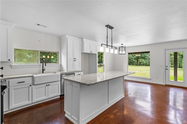 16740 Bethlehem Road, Decatur, AR 72722