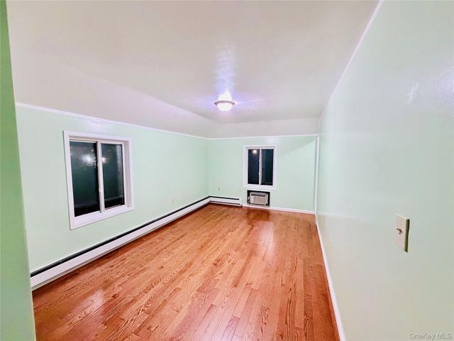 10739 165th Street 2nd flr, Jamaica, NY 11433