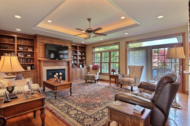 1135 Mary Ellen Drive, Crown Point, IN 46307