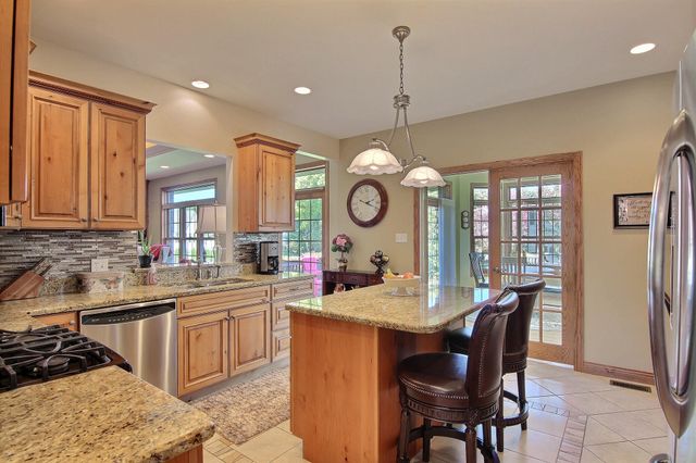 1135 Mary Ellen Drive, Crown Point, IN 46307