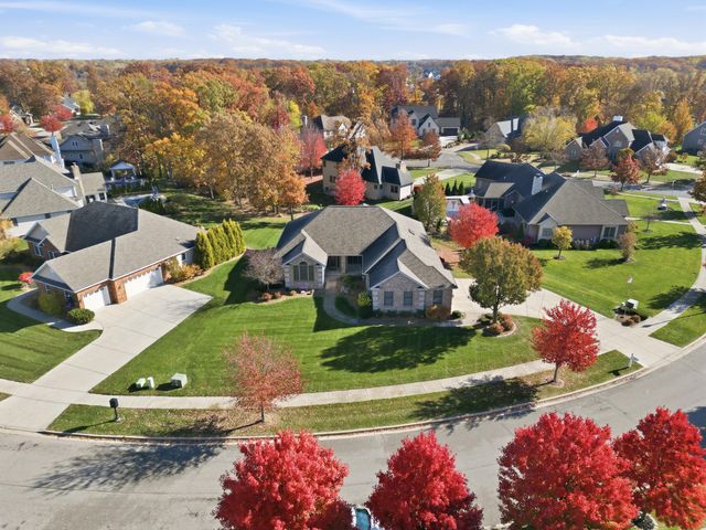 1135 Mary Ellen Drive, Crown Point, IN 46307