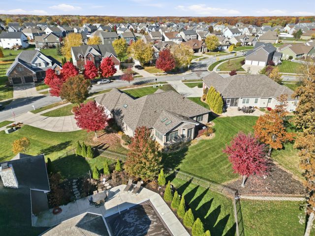 1135 Mary Ellen Drive, Crown Point, IN 46307