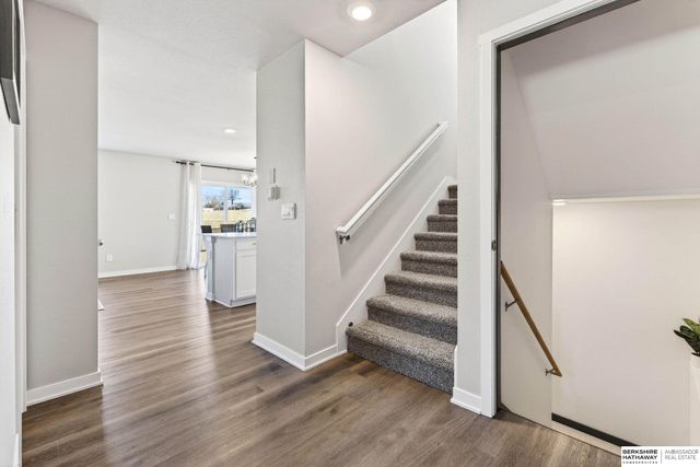 9438 Reynolds Street, Omaha, NE 68122
