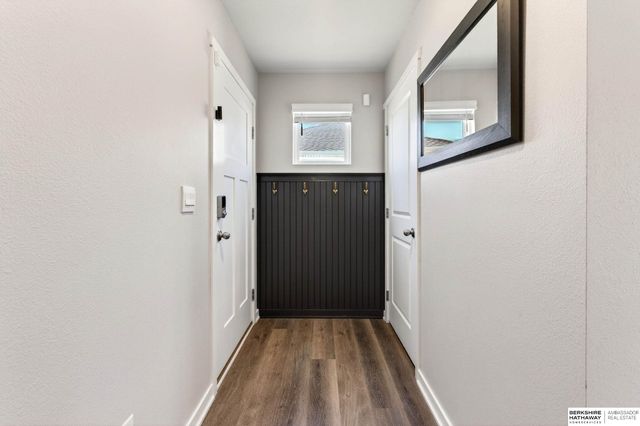9438 Reynolds Street, Omaha, NE 68122