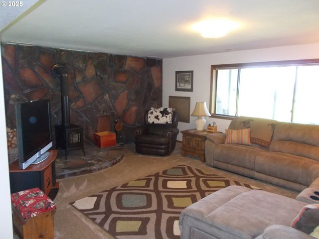 43497 SHETLAND Ct, Pendleton, OR 97801