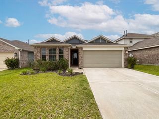 823 Deerhurst Lane, Magnolia, TX 77354