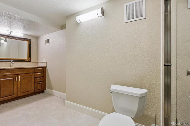 2800 S University Boulevard 2, Denver, CO 80210