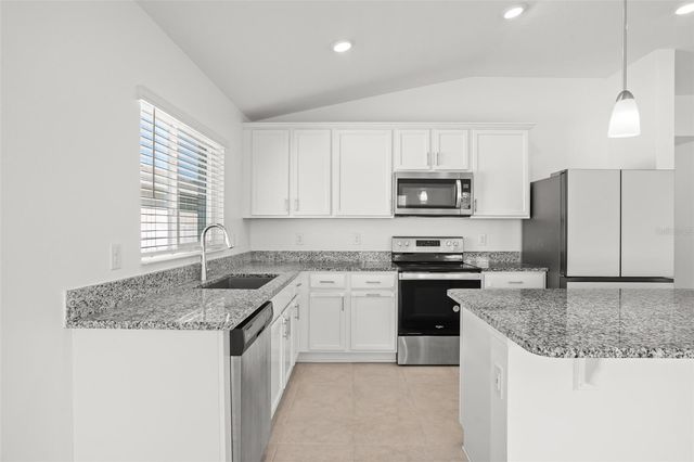 3201 SWEET ACRES PLACE, St Cloud, FL 34772