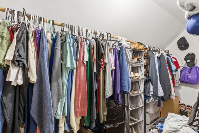 1727 S Kimbrough Avenue, Springfield, MO 65807