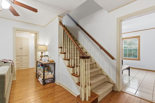 1727 S Kimbrough Avenue, Springfield, MO 65807