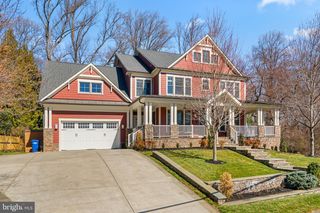 7602 VIRGINIA LN, Falls Church, VA 22043