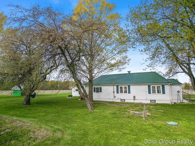 20690 Coolidge Road, Green Twp, MI 49307