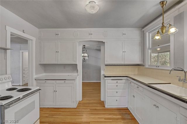 414 Ash Street, Boulder City, NV 89005